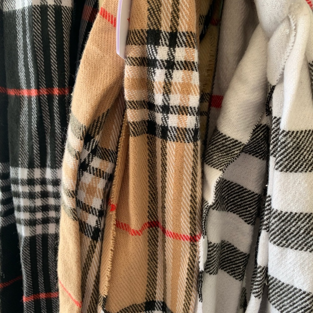 Scarf Check